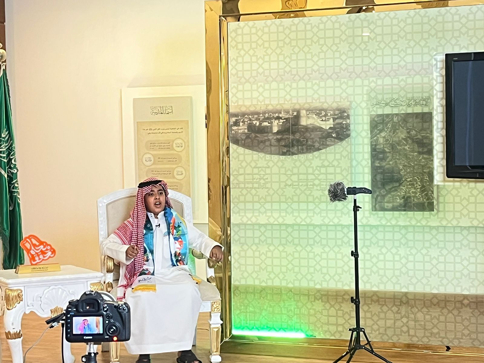 بيت الطالب يستضيف طلاب