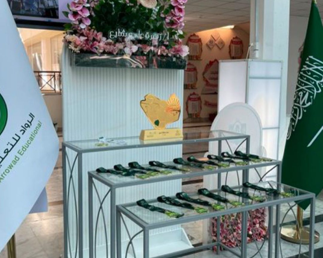 تكريم الطالبات في الكرة الطائرة  وانتقالهم إلى التصفيات بجدة