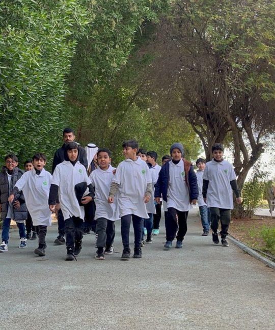 ابتدائية الرواد ببريدة تطلق برنامج “مشينا”